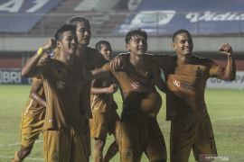 Ajib Bhayangkara FC, dengan 10 pemain bisa imbangi Persija