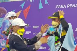 South Kalimantan's swimming grabs 3 gold medals at Peparnas
