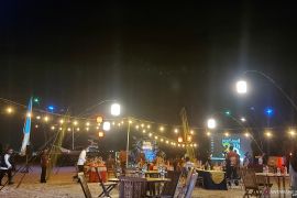 Gemerlap lampu dan pentas seni warnai pembukaan Kampung Jepang