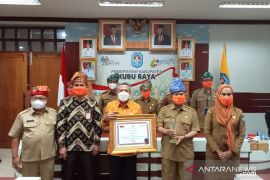 Pemkab Kubu Raya raih penghargaan KemenPANRB atas penerapan Inovasi CMS