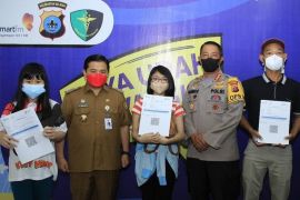 Polresta Banjarmasin bantu pencapaian vaksinasi 70 persen saat HKN ke-57
