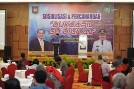Wali Kota Madiun luncurkan mesin Anjungan Dukcapil Mandiri