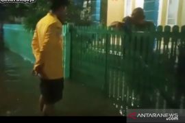 Rob tidal flood due to La-Nina widespread in Banjarmasin