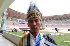 Slamet Riansyah sumbangkan sebagian bonus dari medali emas Peparnas