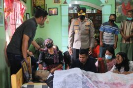Kapolres Tebing Tinggi kunjungi rumah duka personel yang meninggal