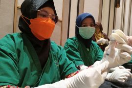 Pekanbaru target vaksinasi 500 lansia per Puskesmas