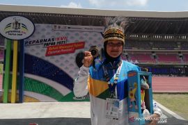 Anisah Fitri pecahkan rekor Evi saat debut di Peparnas Papua