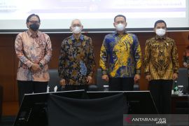 Try Sutrisno sarankan MPR susun kebijakan investasi sesuai Pancasila