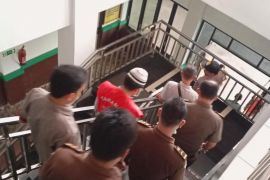 Diduga terlibat kasus korupsi dana desa , Mantan Keuchik di Pidie ditahan