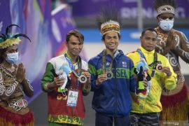 Jendi Pangabean Raih Medali Emas Reang 400 Meter Gaya Bebas Putra S9 Page 2 Small