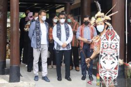 Dubes Slovakia terkesan keindahan  Pulau Maratua