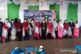 Bupati Tapteng dan Wali Kota Sibolga hadiri HUT HKBP Sarudik