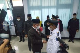 Wali Kota Ternate lantik 102 pejabat Eselon III, 74 lainnya "nonjob"