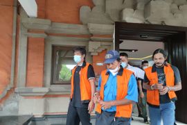 Kejati terima pelimpahan tersangka kasus korupsi tanah kejaksaan Tabanan