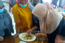 Pemkab Solok Selatan latih pedagang makanan ringan tingkatkan mutu