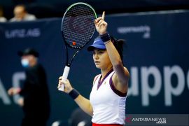 Positif Covid-19, Raducanu mundur dari turnamen di Abu Dhabi