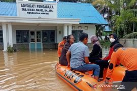 Some 5,500 residents impacted by HST's flood, hundreds evacuate
