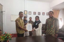 Disdukcapil-KPU Pasbar kerja sama buka posko pelayanan pemukhtahiran data pemilih