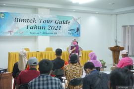 30 pemandu wisata di Tanah Laut  ikuti bimbingan teknis