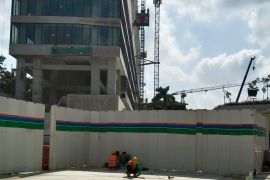 Deputy governor against unilateral decision on Jakarta's minimum wage