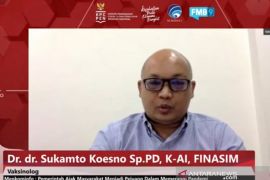 Vaksinolog: Vaksin "booster" COVID-19 bantu tingkatkan kekebalan tubuh