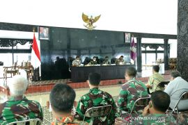 Targetkan PPKM level 1, Forkopimda Lumajang bentuk tim khusus percepat vaksinasi