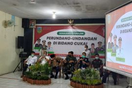 Pemkab Kudus edukasi masyarakat perangi peredaran rokok ilegal