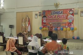 DWP HSS selenggarakan lomba baca puisi tingkat SD