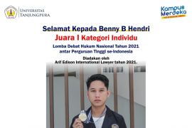 Mahasiswa Untan juarai Lomba Debat Hukum tingkat Nasional