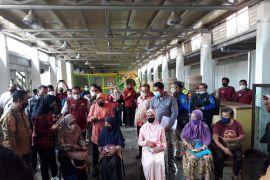 Dinsos Nganjuk segera selesaikan distribusi kartu bansos