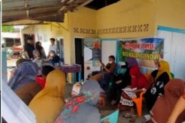Tim PkM Unand beri Penyuluhan tentang Promosi Usaha Ternak Sapi Melalui Media Sosial di Kelompok Ternak Batu Kalang Indah, Pesisir Selatan