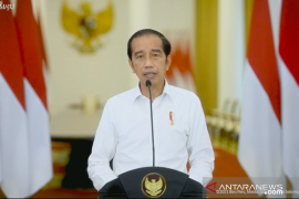 Desist from overexploiting Indonesia's geological wealth: Jokowi