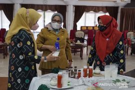 Menu cipta B2SA PKK HSS tampilkan produk olahan pertanian lokal