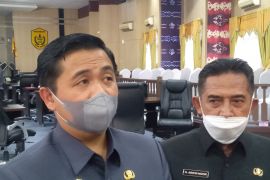 Banjarmasin buat aturan retribusi izin pekerjakan tenaga asing