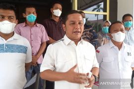 Wujudkan pilkades damai di Tapteng, kembali tiga pasang cakades siap dukung kades petahana
