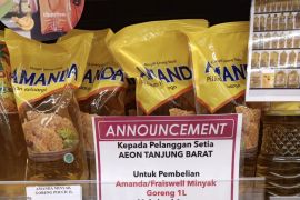 Ministry distributes 11 million liters of cooking oil to retailers