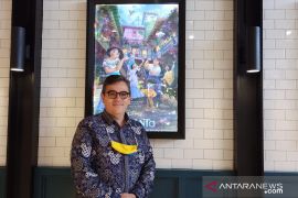 Get acquainted with the vibrant Colombian culture in "Encanto"