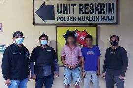 Kodok dan Duwek diciduk personil Polsek Kualuhhulu
