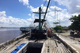 Bea Cukai Kalbar tahan kapal layar bawa rotan ilegal tujuan Malaysia