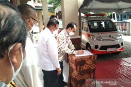 Askrida bantu ambulans untuk perkuat pelayanan PMI Sumbar