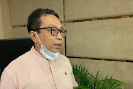 Vaccinations in West Sumatra reach 52% of target