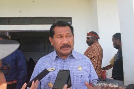 Pemkab Jayawijaya membangun monumen pesawat pembawa Injil