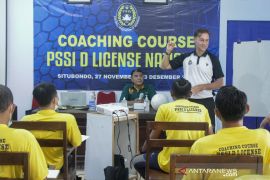PSSI dan KONI "upgrade" SDM pelatih sepak bola Situbondo