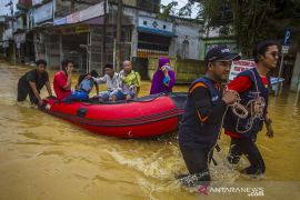 Evakuasi Warga Terdampak Banjir