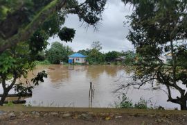 DAS Riam Kiwa meluap