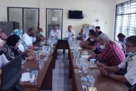 Jelang pelantikan, Farianda Sinik ingatkan seluruh pengurus PWI Sumut jadi 'Parhobas'