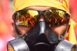 Asosiasi pengusaha sindir Anies ada kepentingan politik di balik revisi UMP DKI