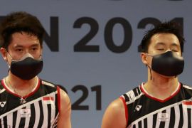 LG beri "Wearable Air Purifier" generasi terbaru pada jawara Indonesia badminton festival 2021