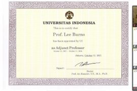 UI beri gelar "adjunct profesor" kepada Lee Burns dari University of Sydney