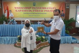 Kesbangpol Riau belajar pengelolaan bantuan keuangan parpol dari Bali